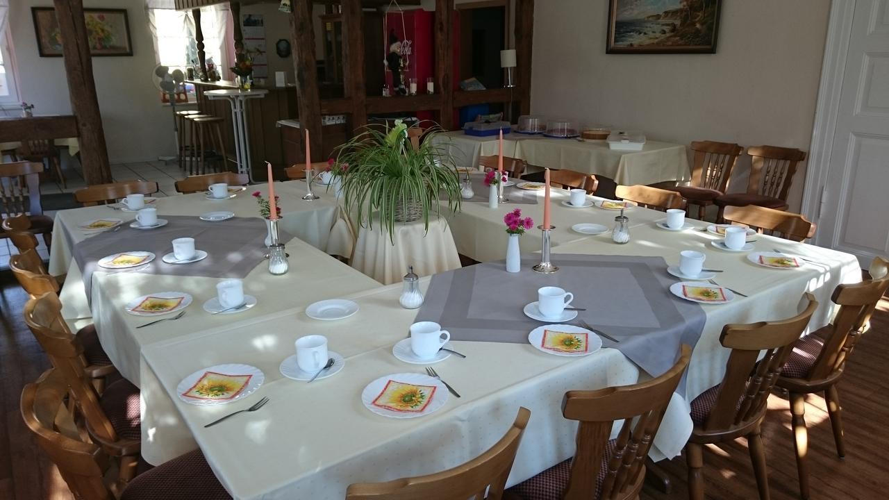 Hotel Boizenburger Hof 外观 照片